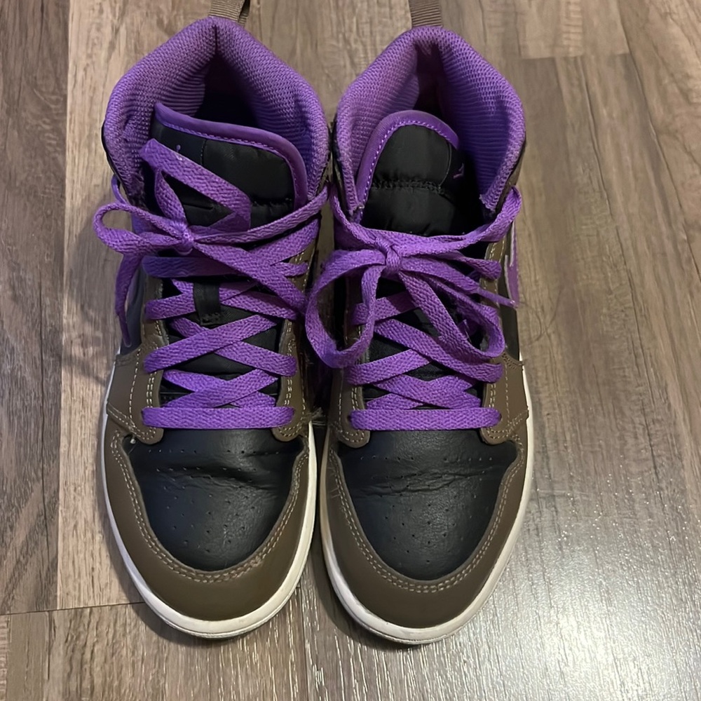 Jordan 1 youth